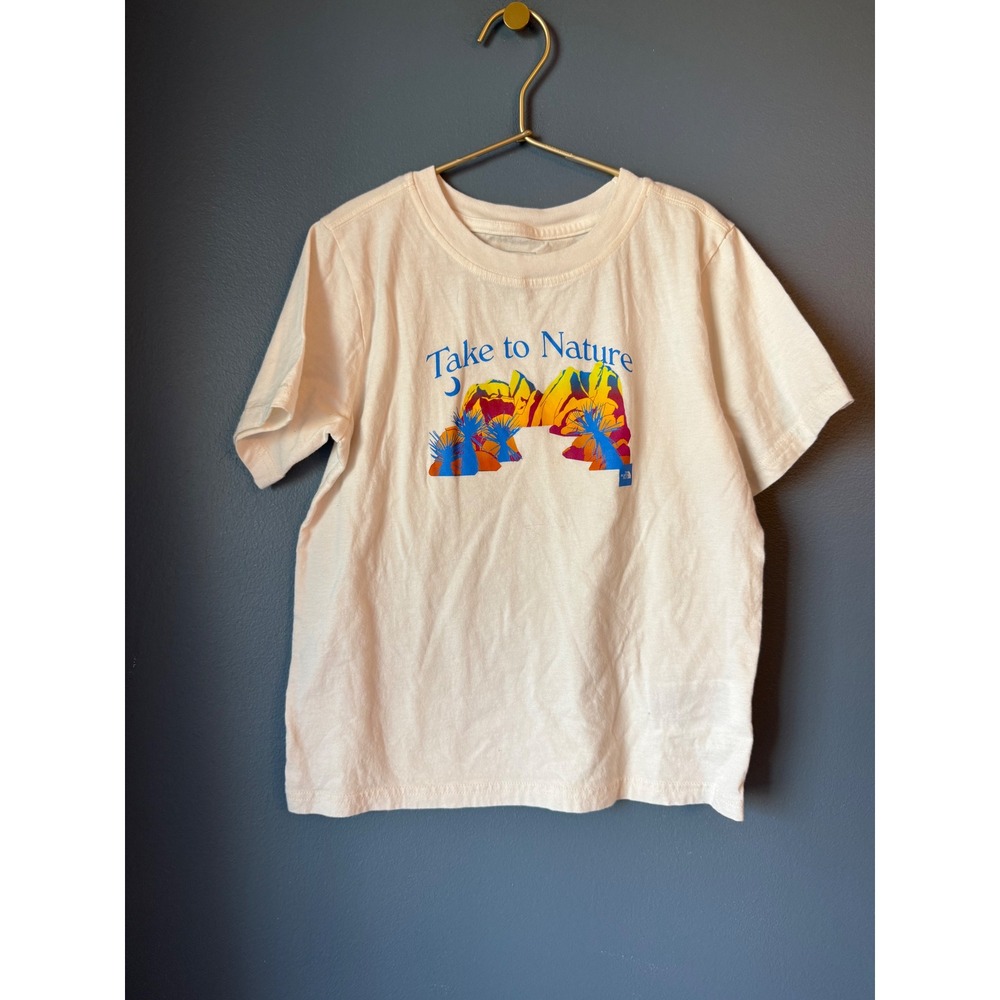 The North Face Girlsβ Take to Nature Graphic T-Shirt Cream Desert Size M 10